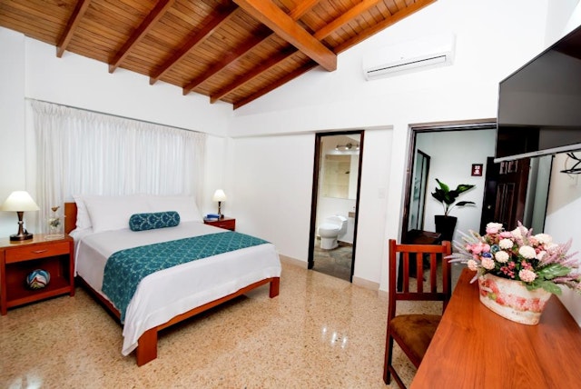 La Campana Boutique Hotel