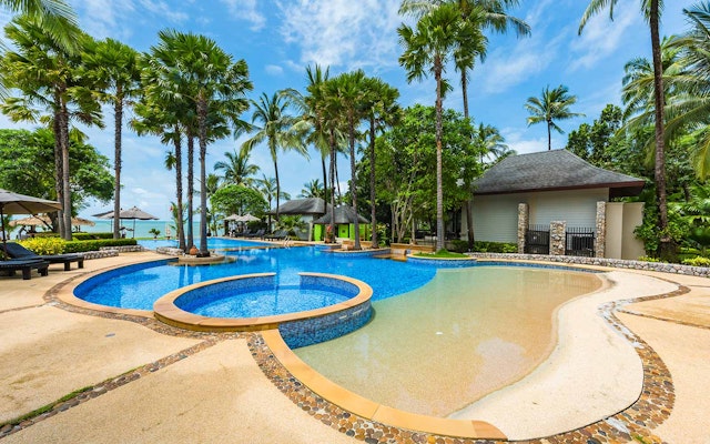 La Flora Khao Lak