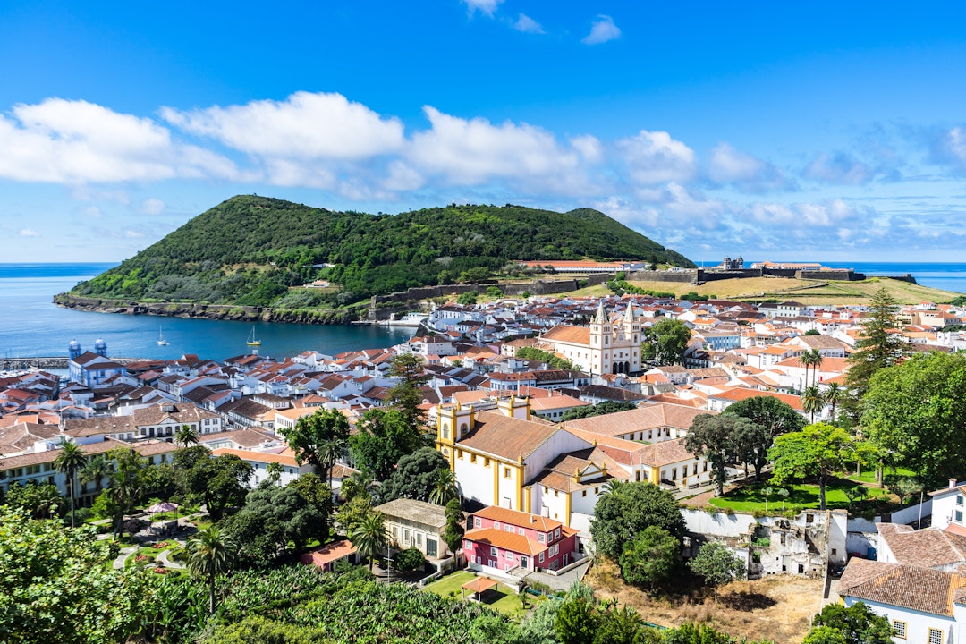 Autotour aux Açores à travers Terceira, Pico et Faial