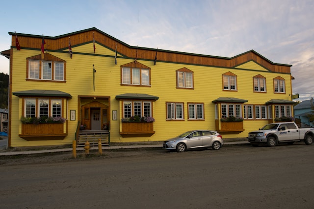 Aurora Inn