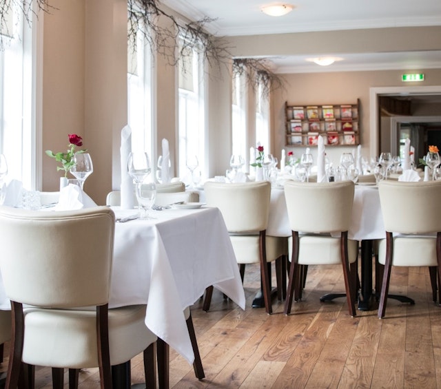 Gistihúsið - Lake Hotel Egilsstadir