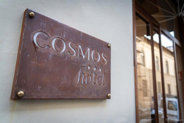 Hotel Cosmos