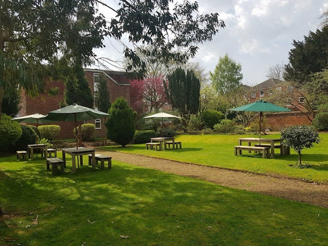 Best Western Plus Linton Lodge Hotel