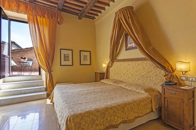 Il Chiostro del Carmine