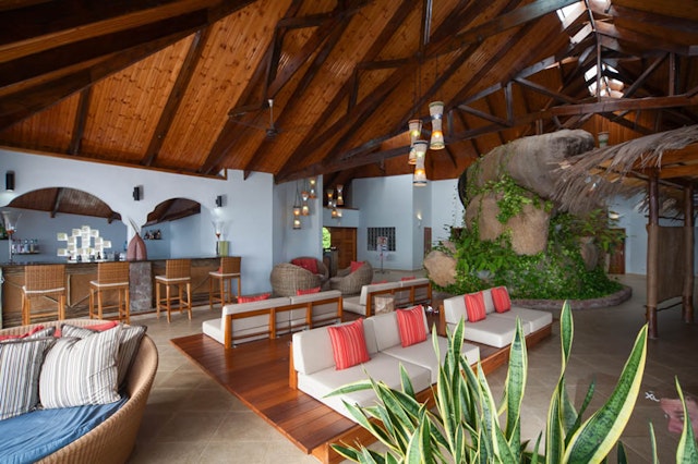 Coco de Mer Hotel Black Parrot Suites