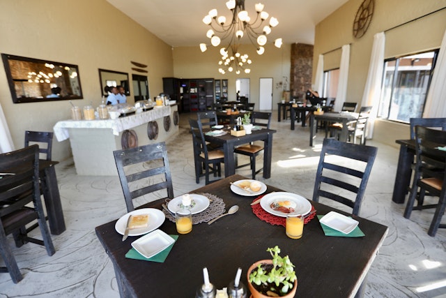 River Crossing Lodge