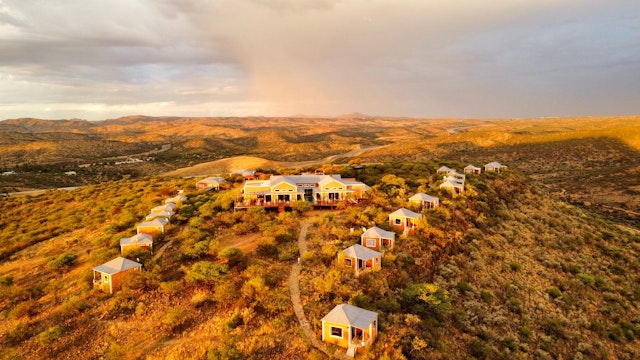 River Crossing Lodge
