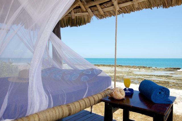 Lazy Lagoon Island Lodge