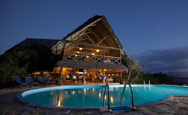 Lazy Lagoon Island Lodge