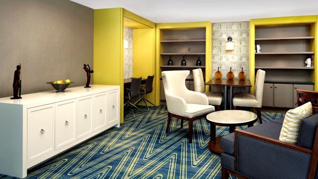 Sheraton Suites Calgary Eau Claire