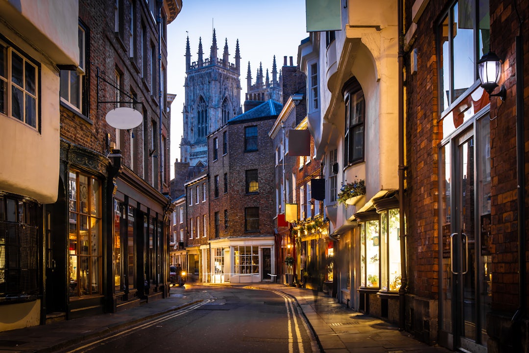 England Itinerary: 11 Days of UK Heritage & Highlights