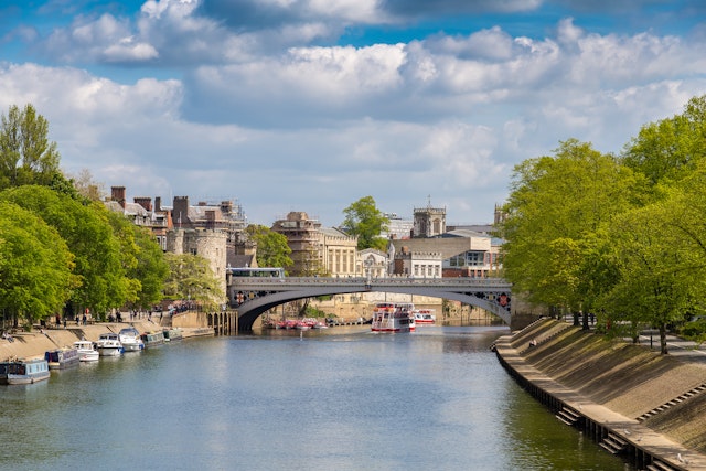 England, Scotland & Ireland: 2-Week Itinerary with Guide
