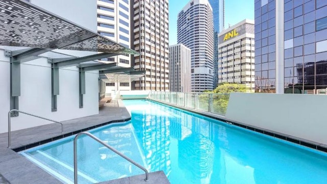 Oaks Brisbane Aurora Suites