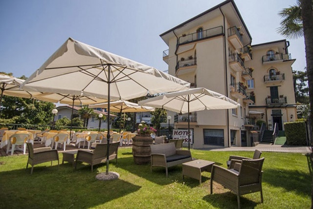 Hotel Flora