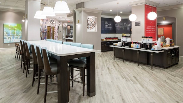 Hampton Inn & Suites Memphis-Beale Street