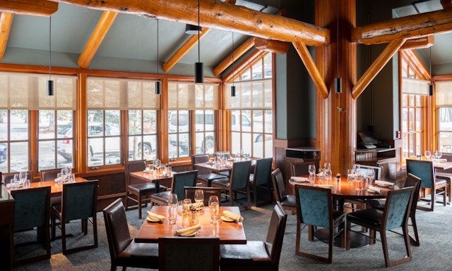 Banff Caribou Lodge & Spa