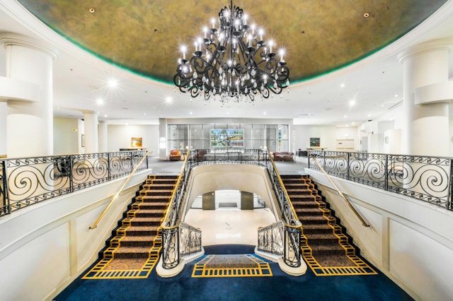Stamford Plaza Sydney Airport Hotel
