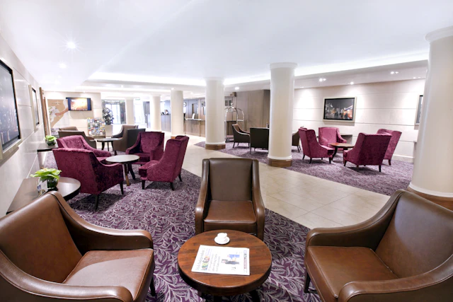 Academy Plaza Hotel