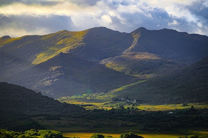 10 Days in Ireland by Train: Dublin, Galway & Belfast Tour - Image 2