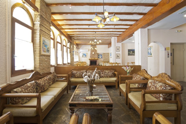 Acropole Delphi Hotel