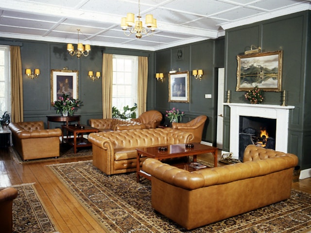 Knipoch Hotel
