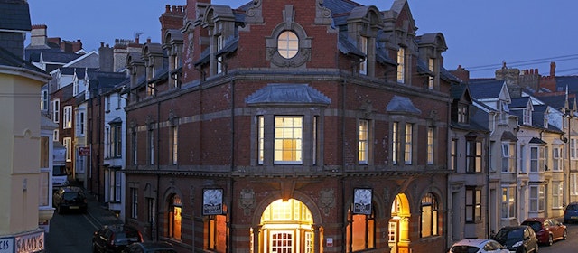 Castle Hotel