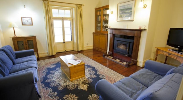 Robe House