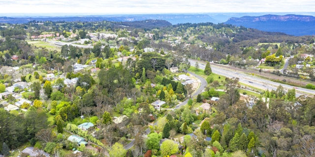Leura-1
