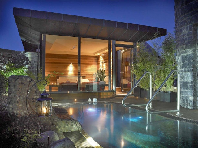 Westport Plaza Hotel