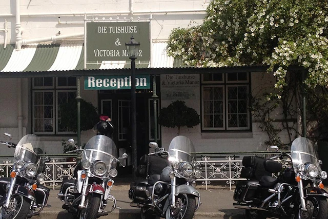 Die Tuishuise & Victoria Manor