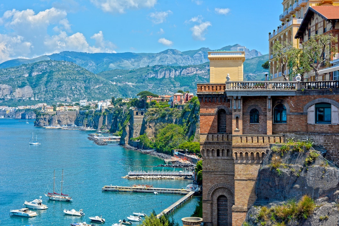 Italy & Greece Itinerary: Amalfi, Athens & Mykonos in 2 weeks