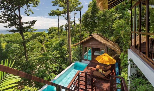 Zeavola Resort 