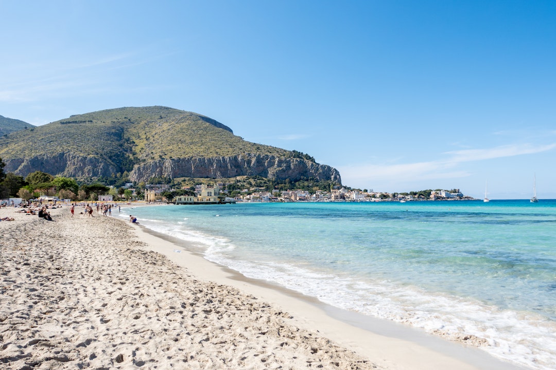 Sizilien Rundreise 3 Wochen: Von Syrakus über Ragusa, Agrigent, Trapani bis Cefalù.