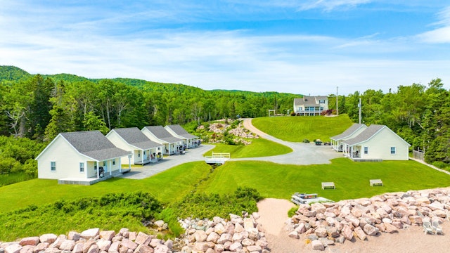 Lantern Hill & Hollow