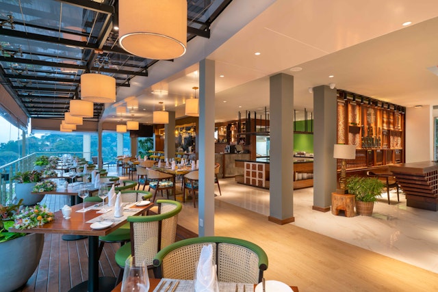 Serendip Stone Luxury Hotel