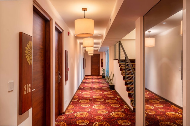 Serendip Stone Luxury Hotel