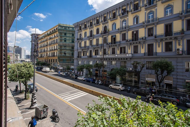 Napoli Suites