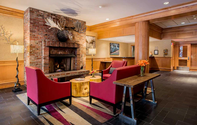 Whistler Village Inn & Suites
