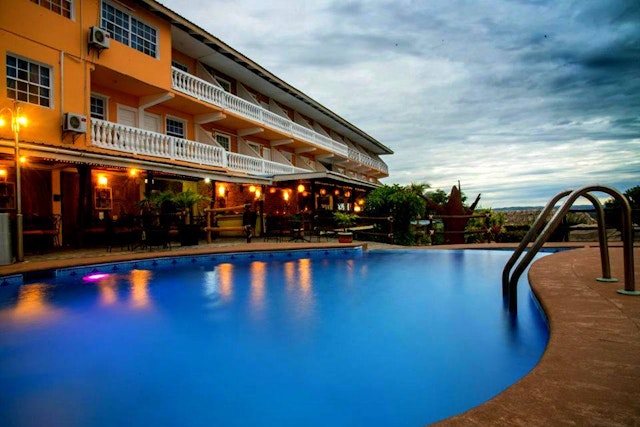 Cahal Pech Village Resort