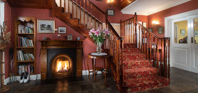 Killarney Lodge