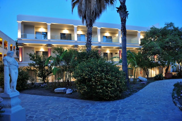 Apollon Hotel