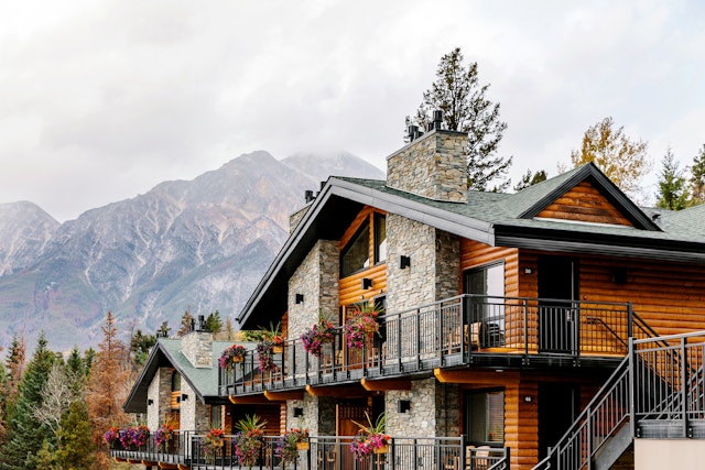 Pyramid Lake Lodge