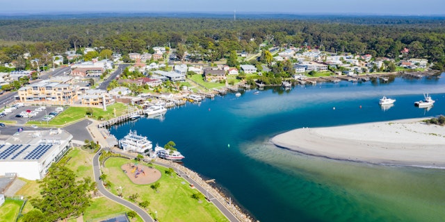 Huskisson-2