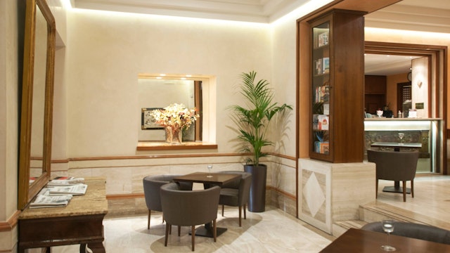 Hotel Diana Roof Garden