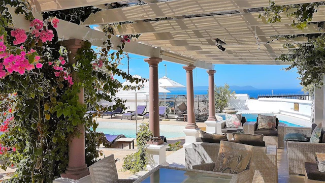 Misty Waves Boutique Hotel