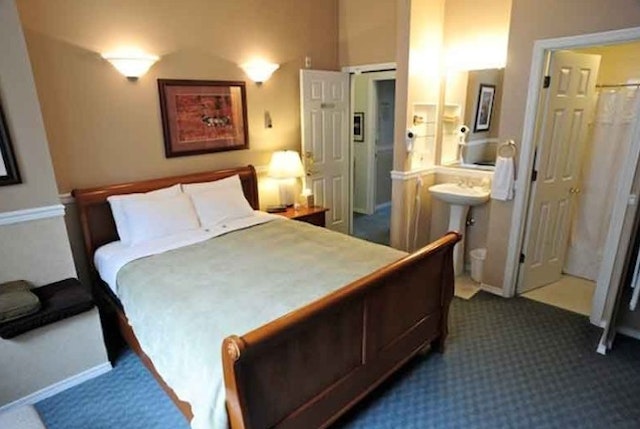 Copper Whale Inn