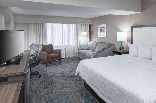 Hampton Inn St. Louis-Downtown (At the Gateway Arch)