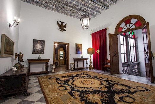 Palazzo Arone dei Baroni di Valentino