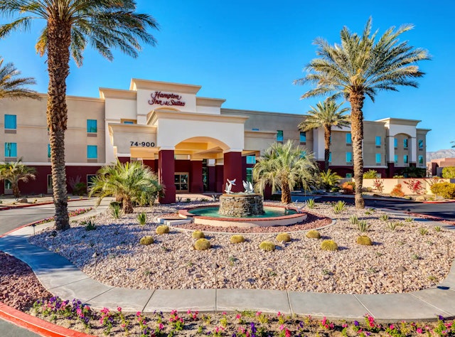 Hampton Inn & Suites Palm Desert