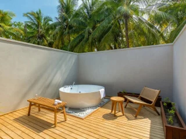 Meeru Island Resort & Spa
